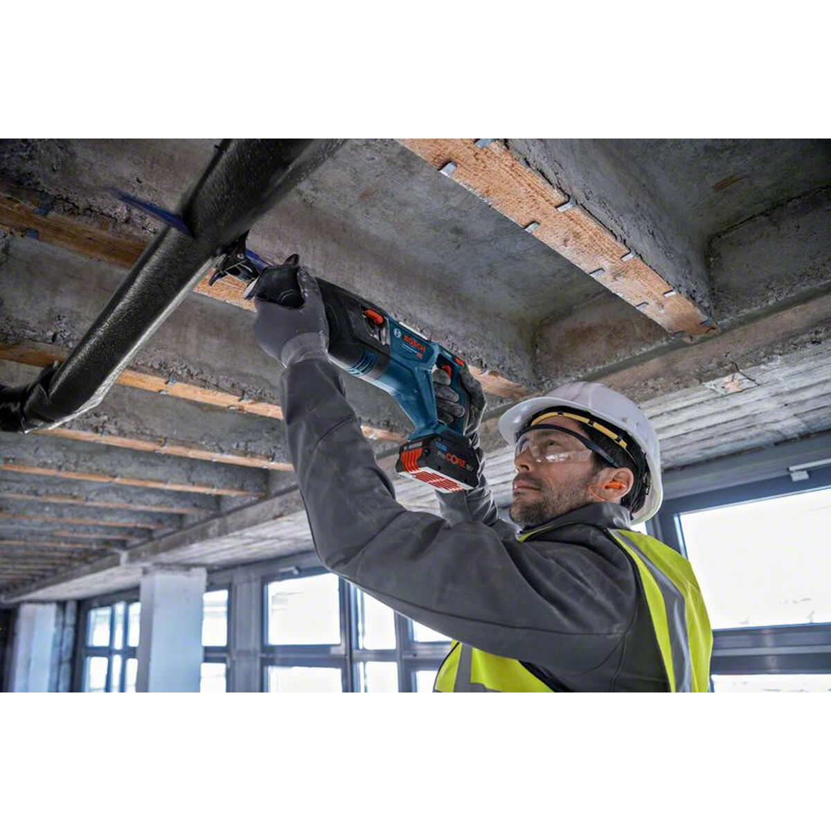 Sierra de Sable BOSCH Professional GSA 18V-28 1900 rpm 18 V