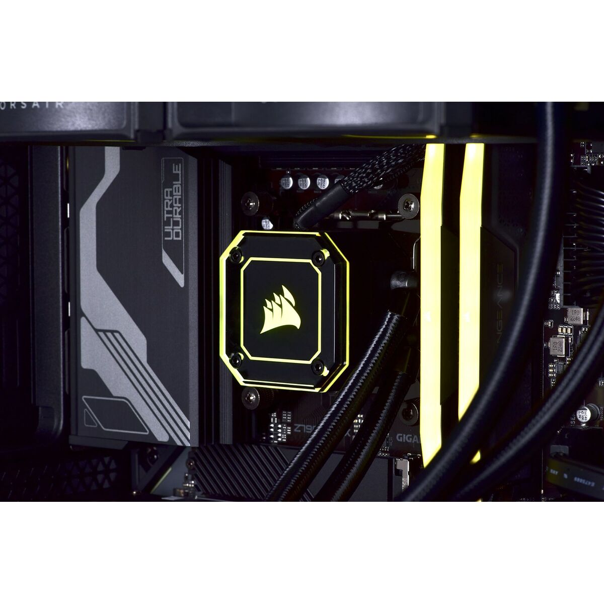 PC de Sobremesa Actina KOMAAAGIP1479 AMD RADEON RX 7800 XT AMD Ryzen 7 7800X3D 32 GB RAM 2 TB SSD