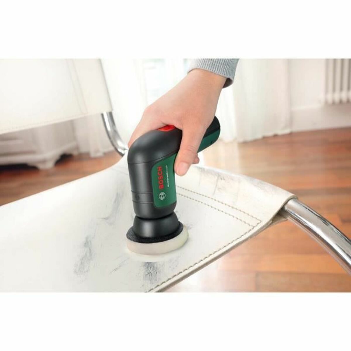 Multiherramienta BOSCH Universalbrush USB Cepillo Negro 3,6 V