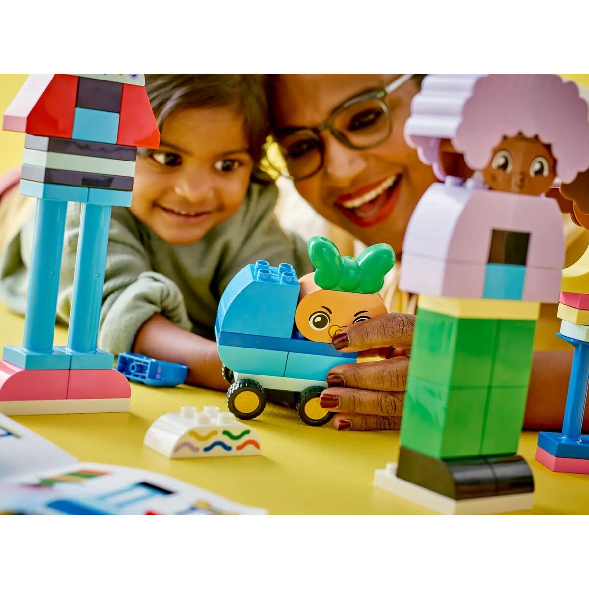Juego de Construcción Lego Duplo Buildable People with Big Emotions Multicolor