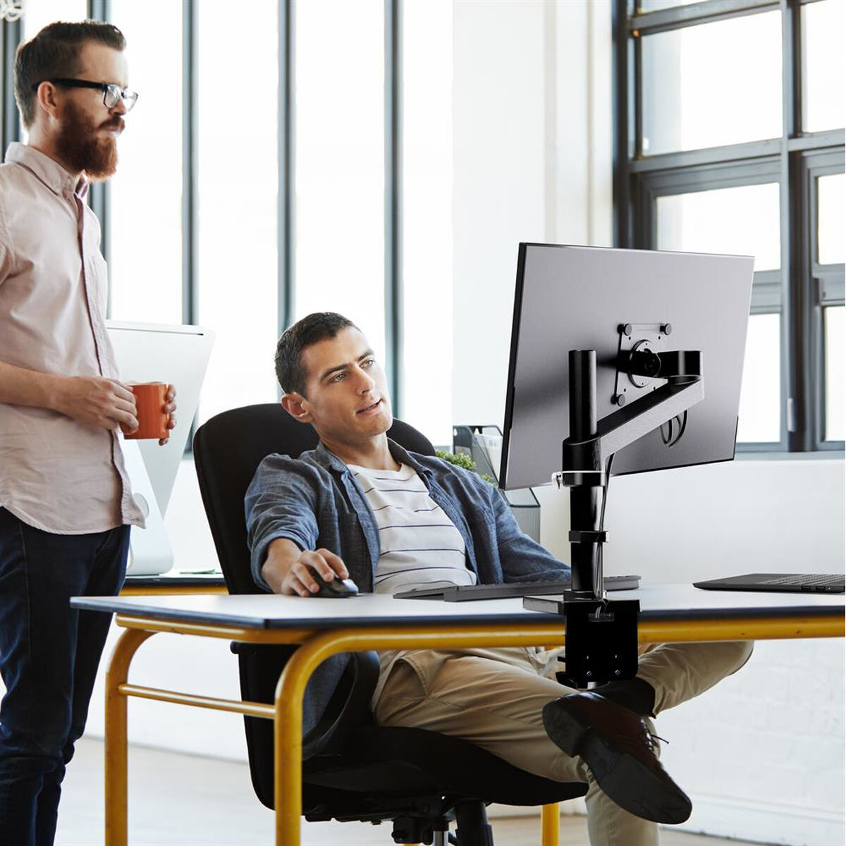 Soporte de Mesa para Pantalla Ergotron 45-669-224 34"