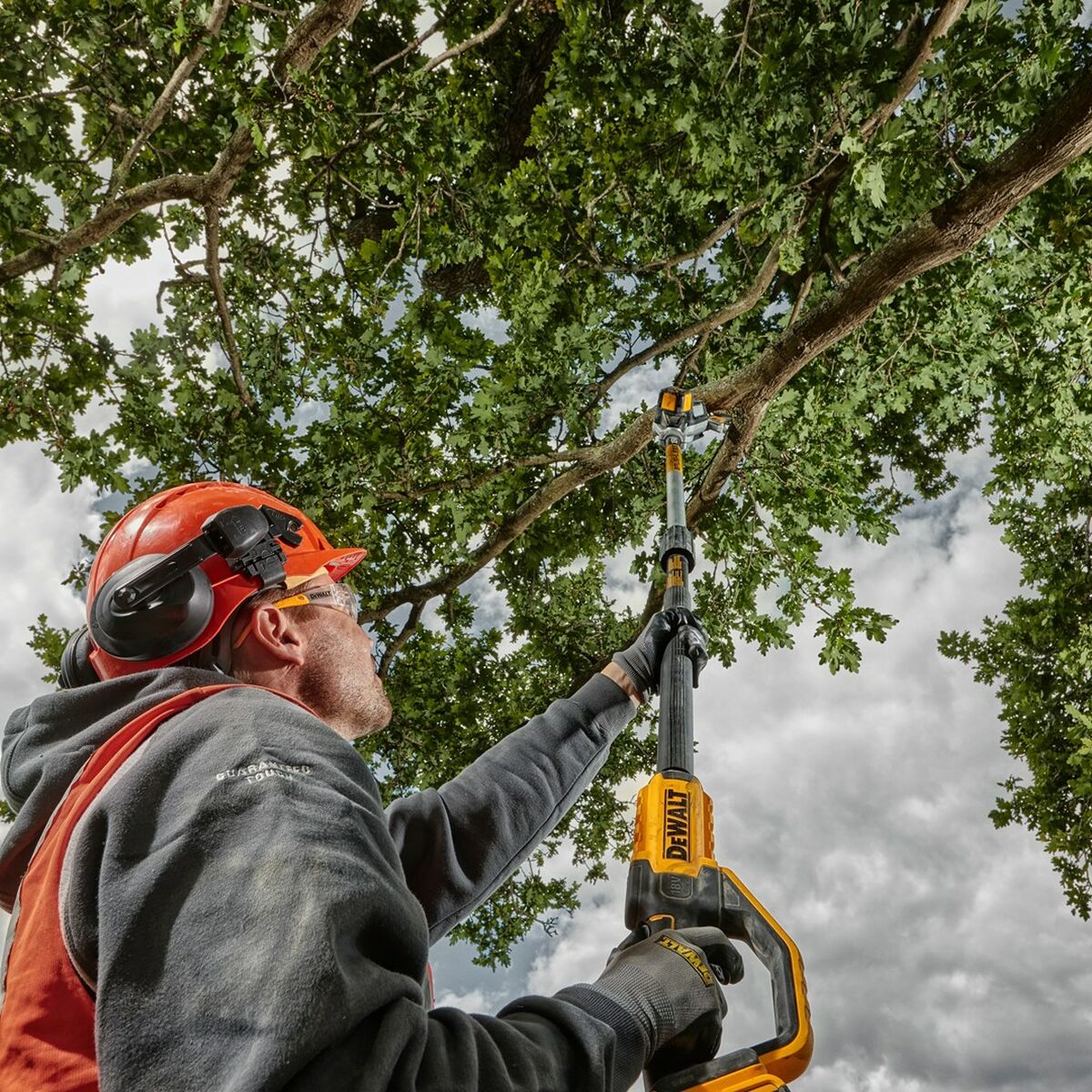 Motosierra Dewalt DCMPS567N-XJ 20 cm