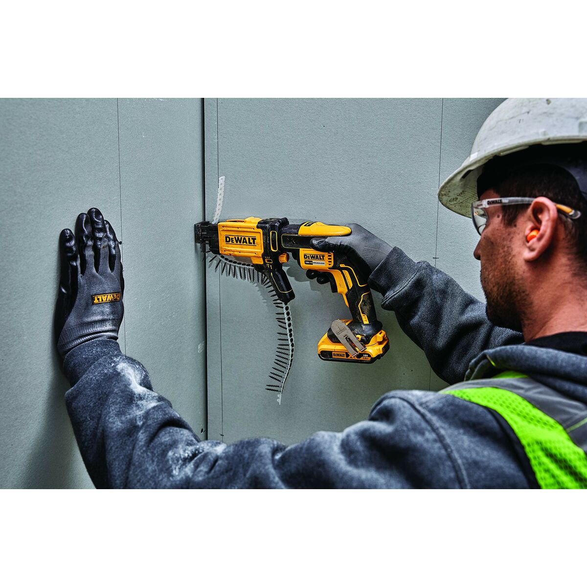 Atornillador eléctrico Dewalt DCF620P2K-QW