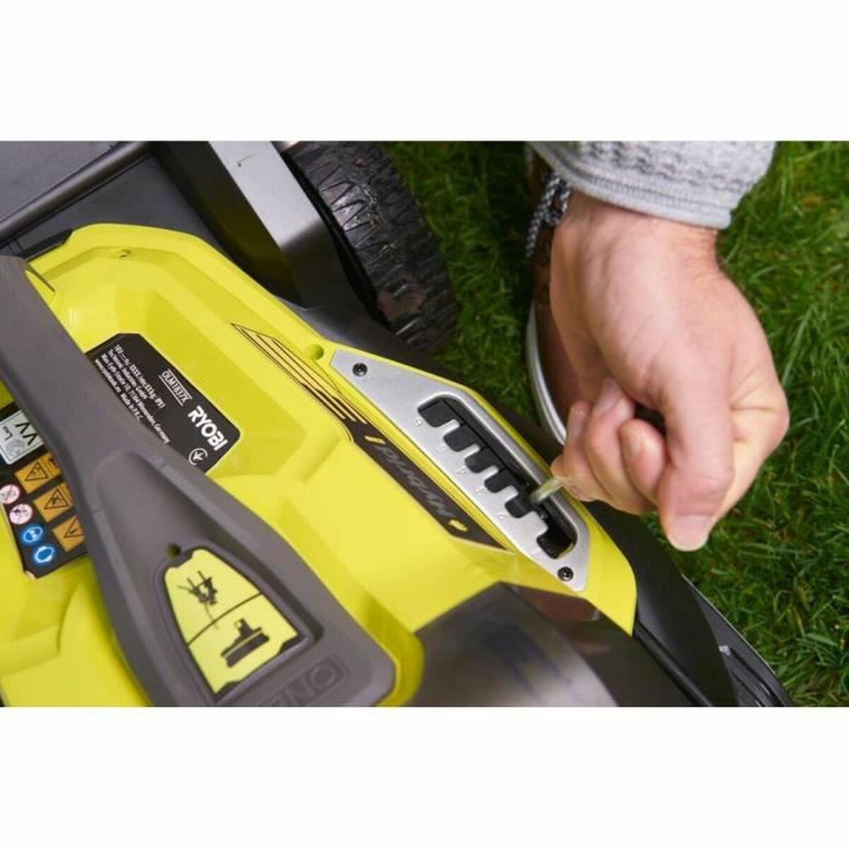 Cortacésped de Batería Ryobi LithiumPlus 36 V 5 Ah 20-70 mm 37 cm 45 L
