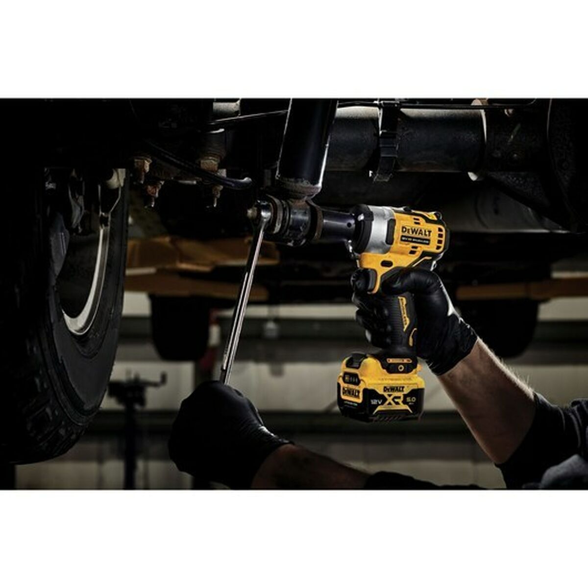 Llave de impacto Dewalt DCF901P2-QW 12 V 340 nm