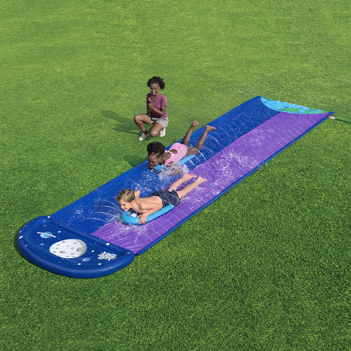 Bestway Pista Deslizante con Rampa de Salto Doble 488x138 cm +3 Años Jardin 52364