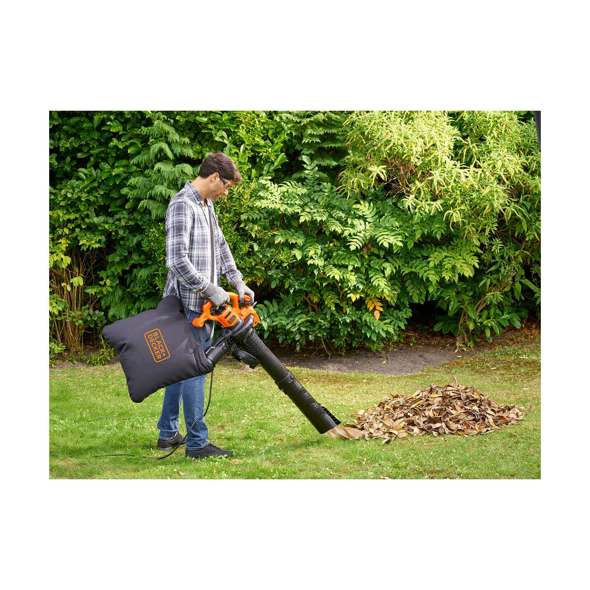 Soplador Black & Decker BEBLV260-QS