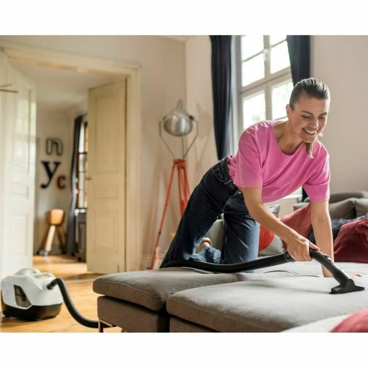 Aspirador Kärcher Blanco 650 W 2 L