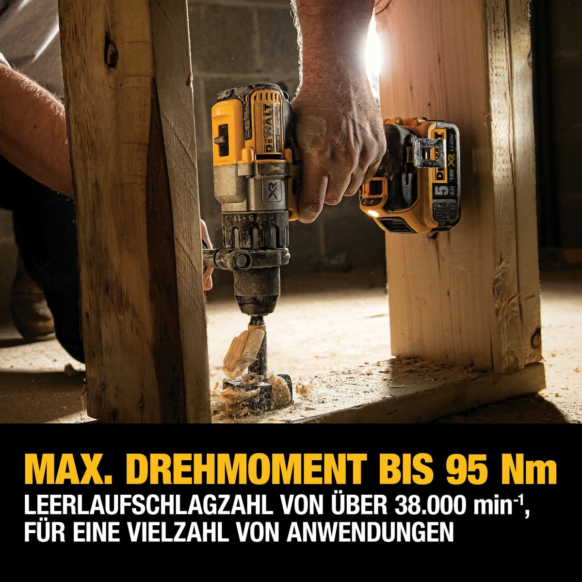 Atornillador eléctrico Dewalt DCD996P2 820 W
