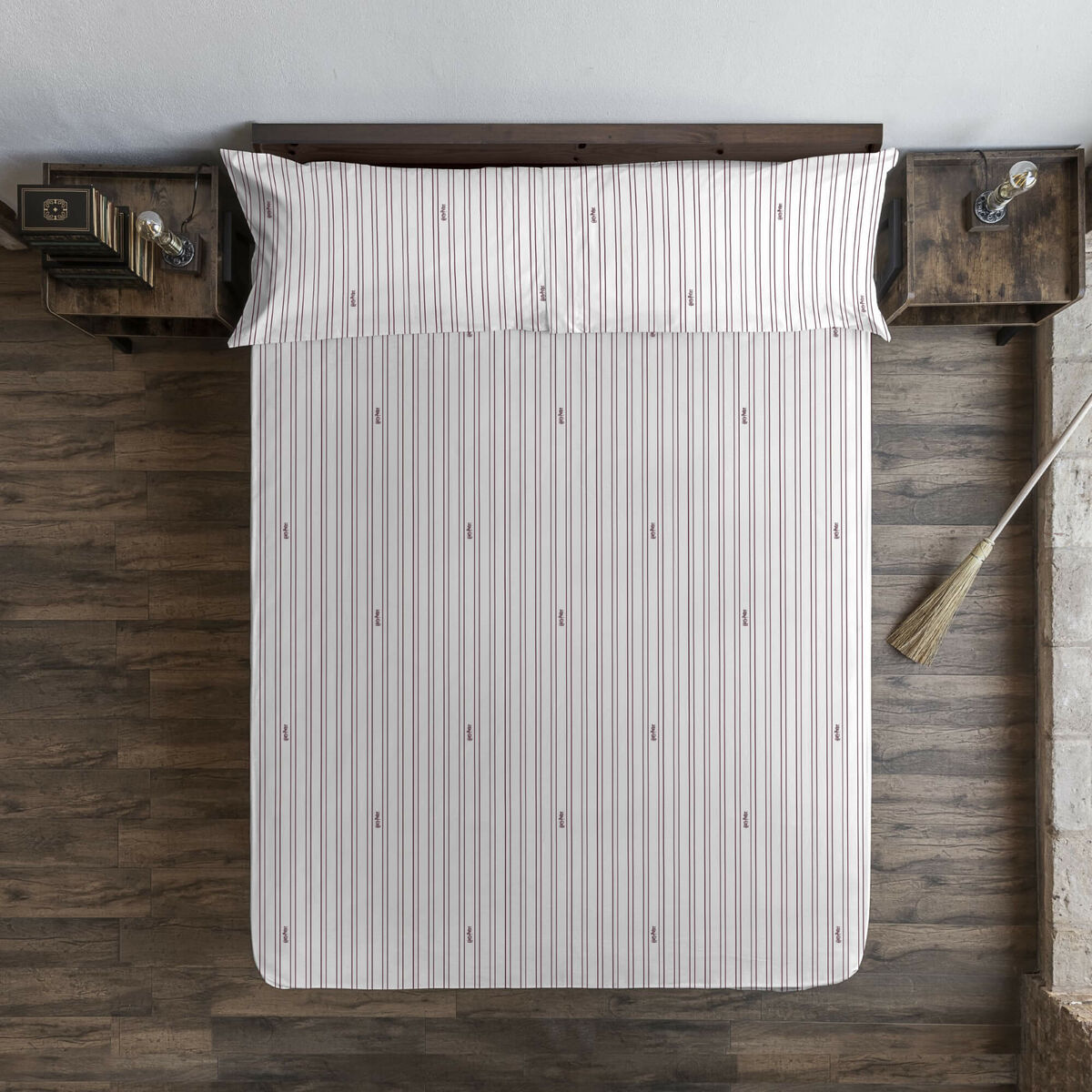 Sábana Bajera Harry Potter Blanco Burdeos Cama de 180