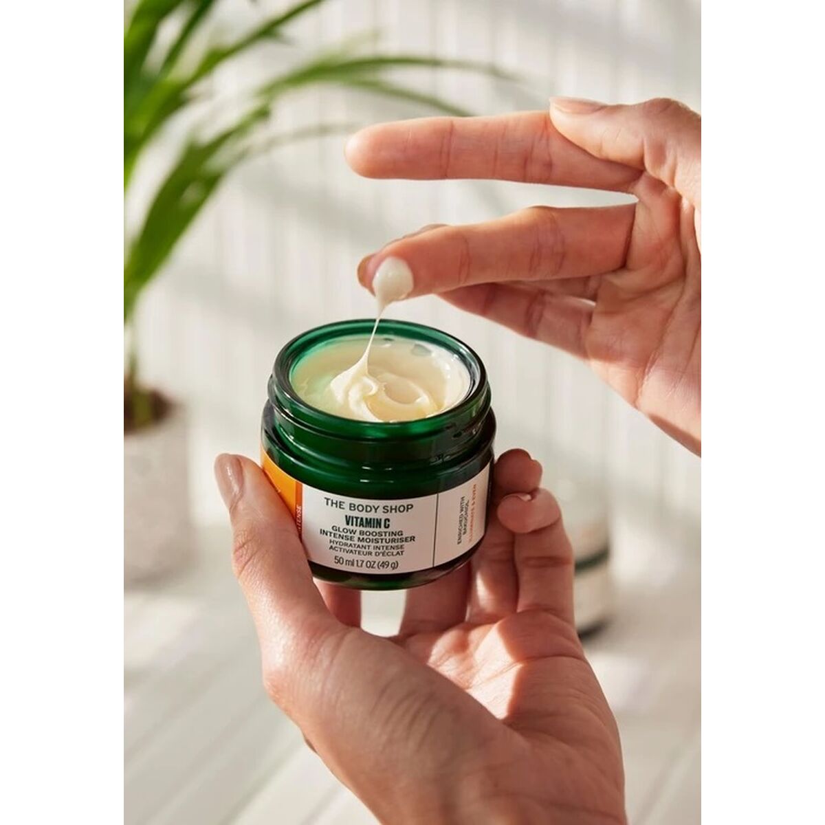 Crema Facial Hidratante The Body Shop VITAMIN C 50 ml Iluminador