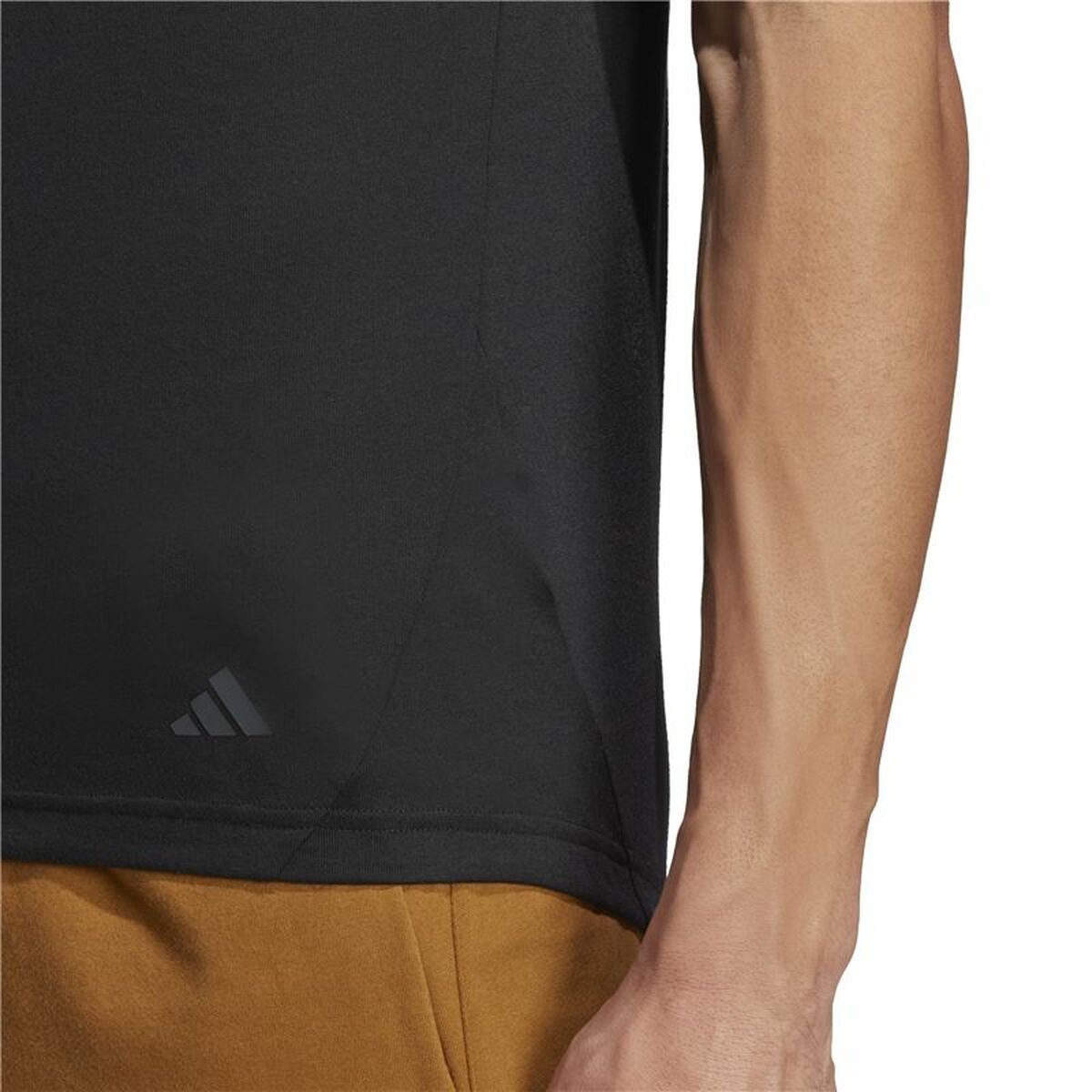 Camiseta de Manga Corta Hombre Adidas Base Negro