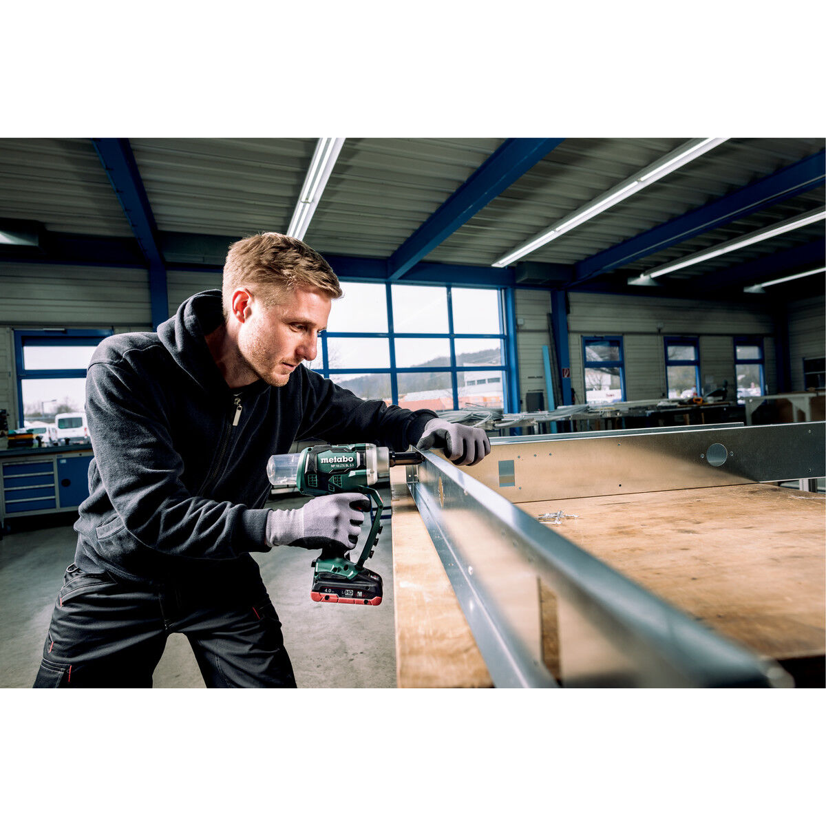 Atornillador eléctrico Metabo NP 18 LTX