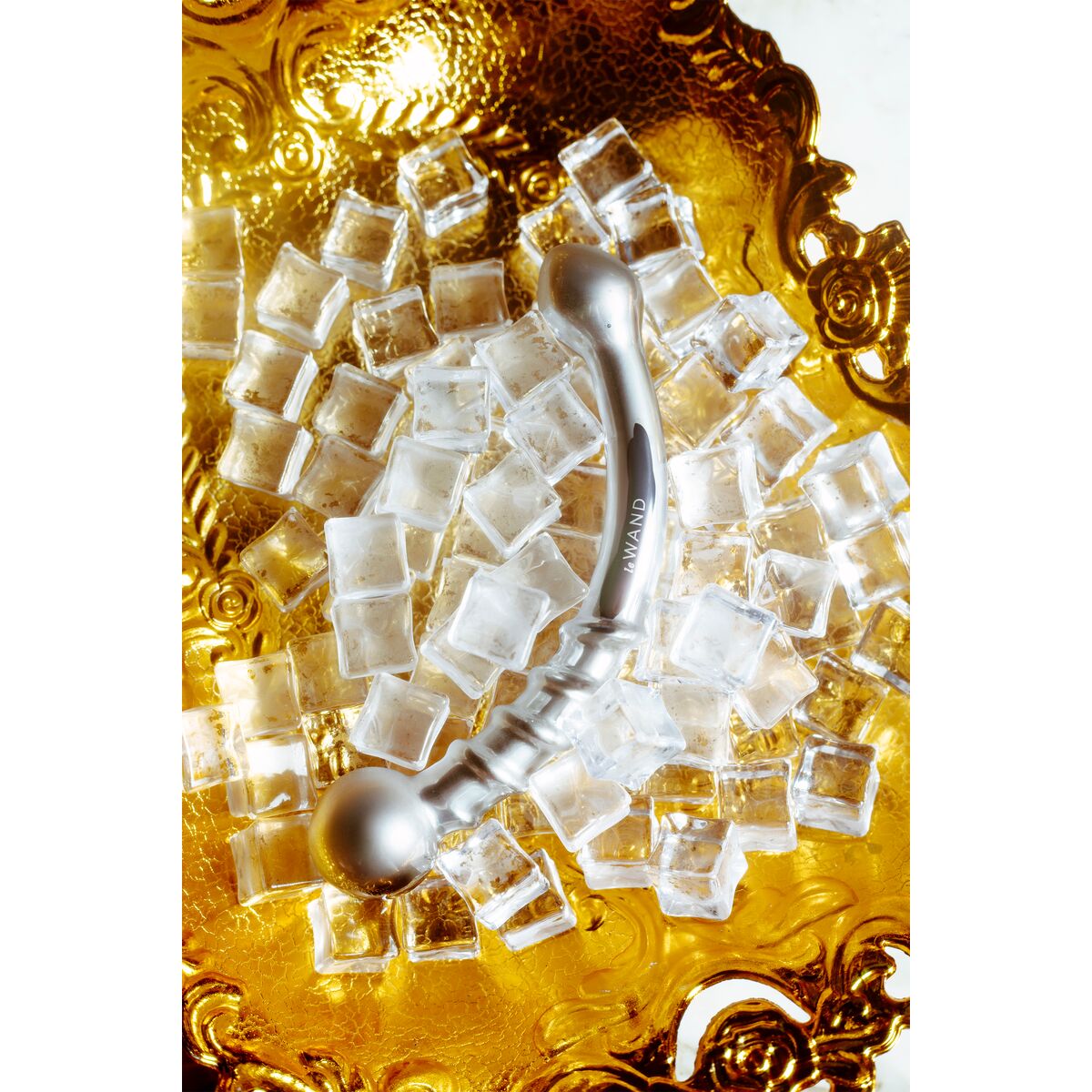 Consolador Le Wand Bow Plateado