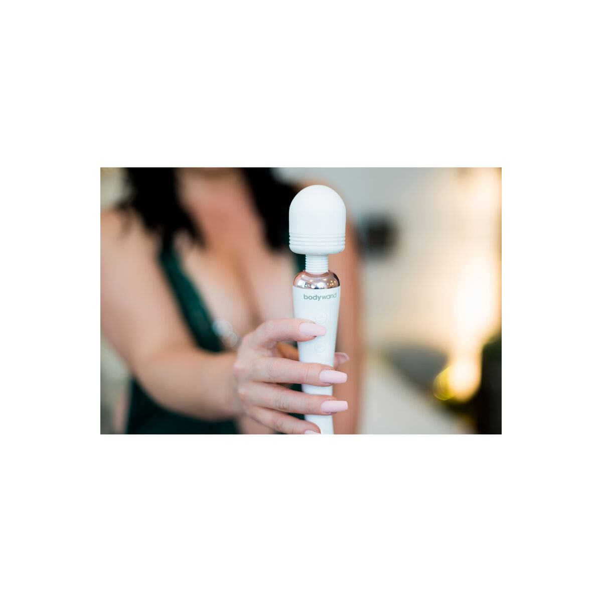 Varita Masajeadora Recargable Curve Bodywand Bodywand Curve Blanco