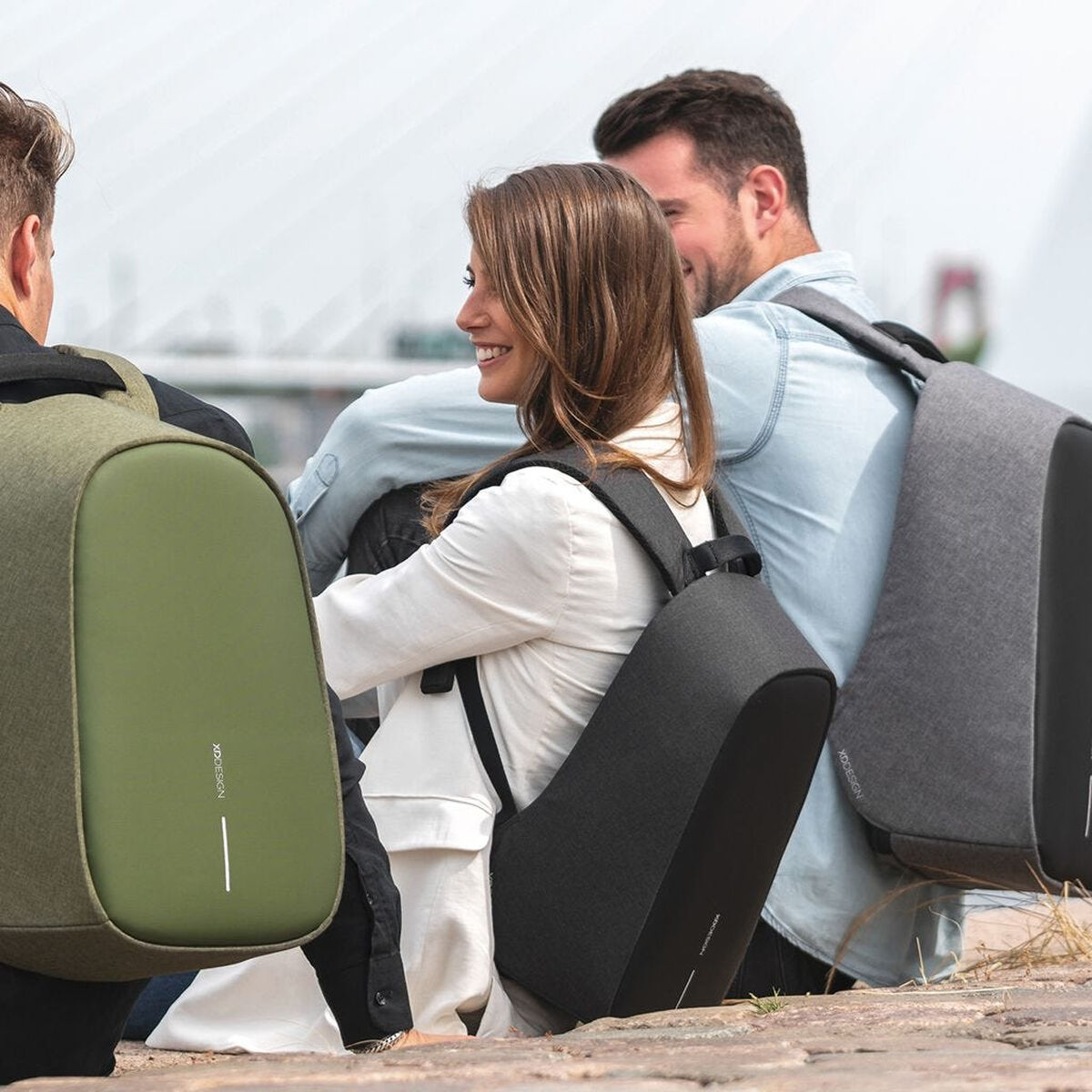 Mochila Antirrobo XD Design Bobby Hero Small Negro