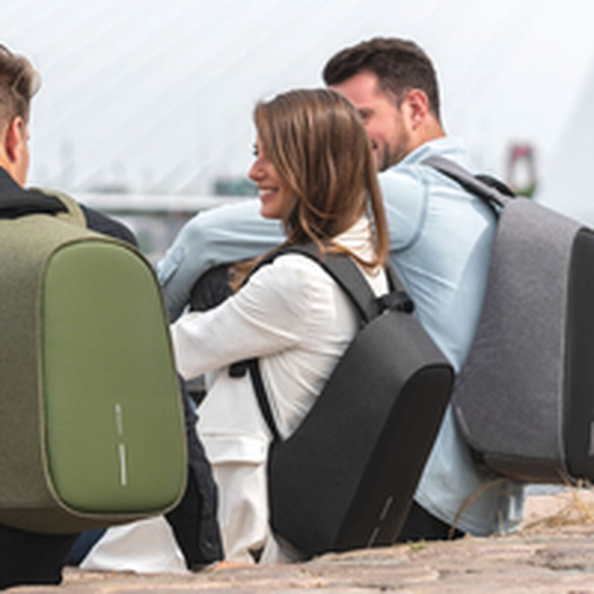 Mochila Antirrobo XD Design Bobby Hero Small Negro