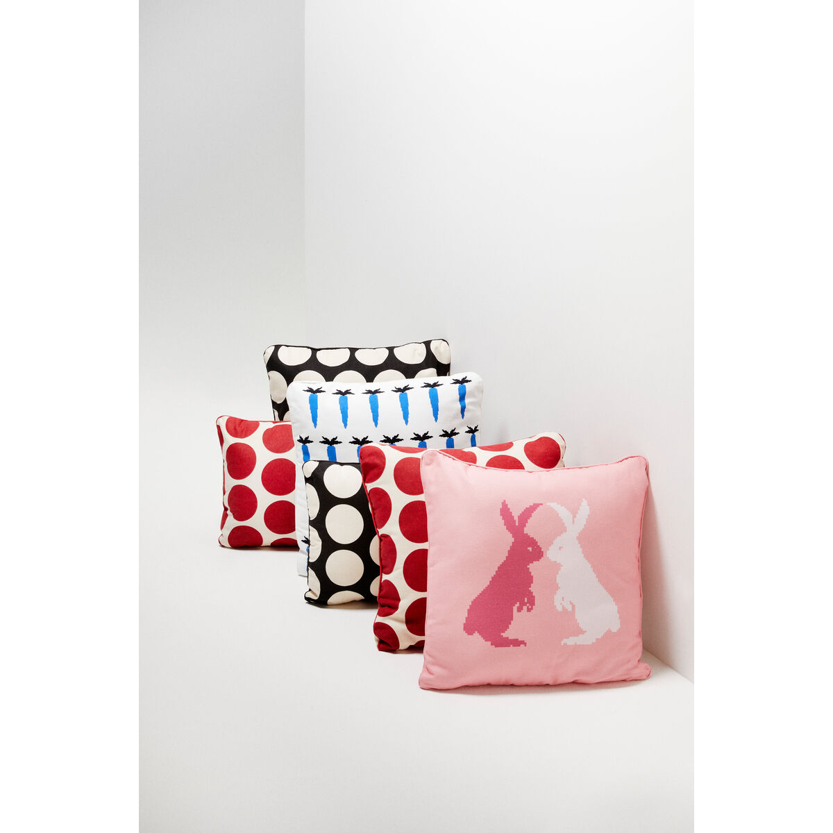 Cojín Benetton Azul Blanco Zanahoria 40 x 40 cm