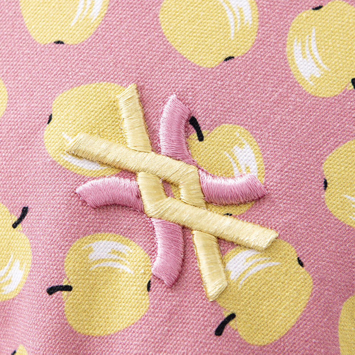 Cojín Benetton Amarillo Rosa Manzana 40 x 40 cm Cuadrado