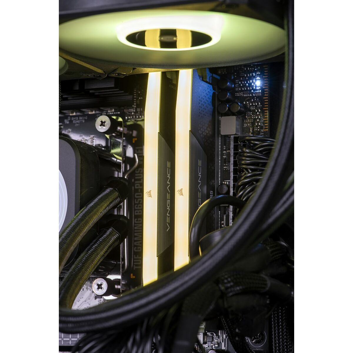 PC de Sobremesa Actina KOMAAABTO5088 AMD Ryzen 7 7800X3D 32 GB RAM 2 TB SSD AMD RADEON RX 7900 XT