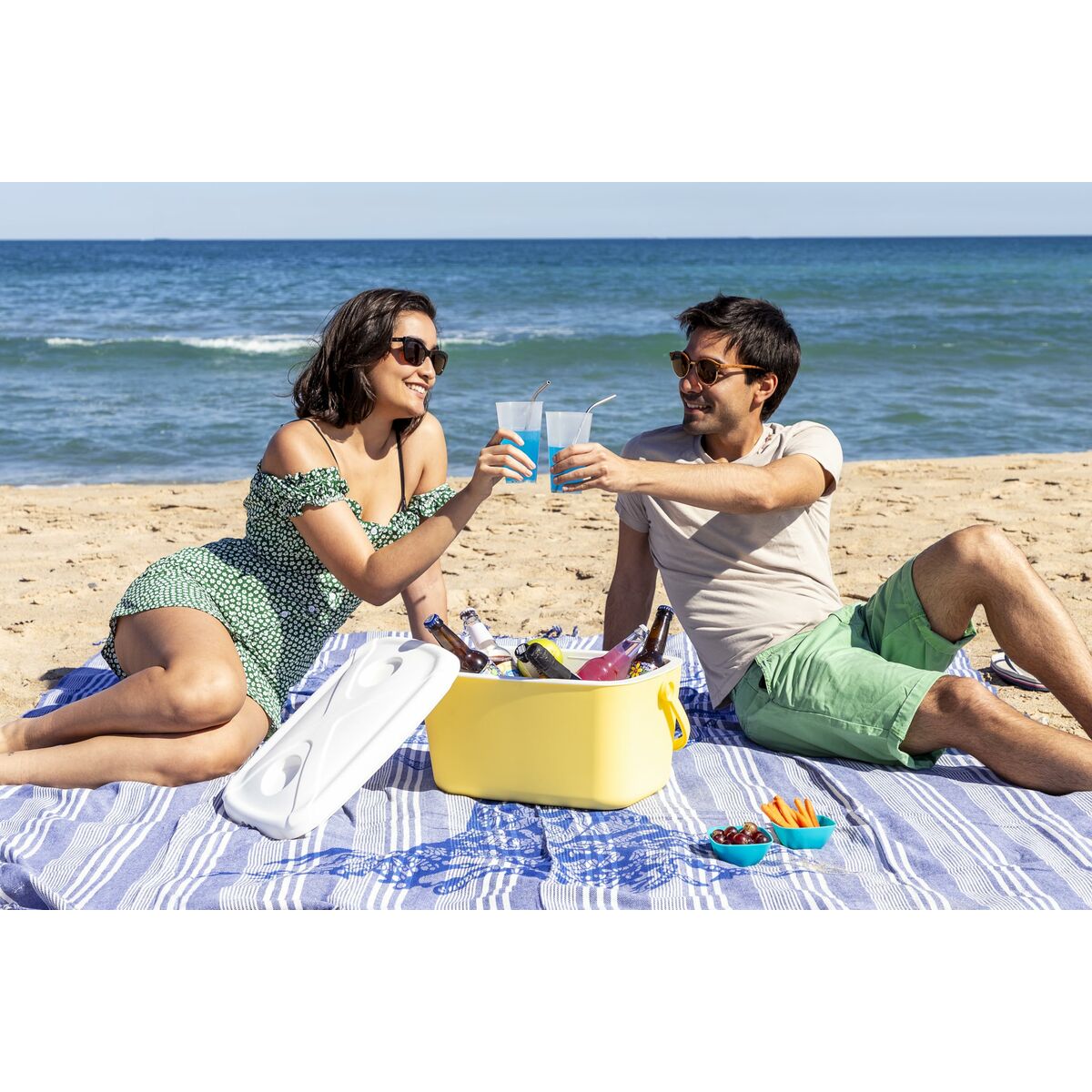 Nevera Portátil Rígida Lilty InnovaGoods 15 L Amarillo (Reacondicionado B)