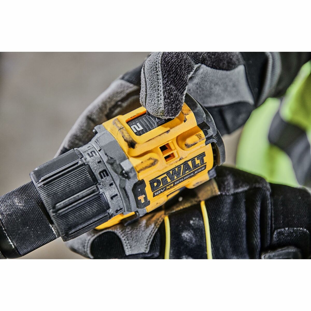 Atornillador eléctrico Dewalt DCD805P2T 90 nm